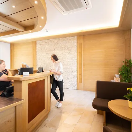Hotel Snooze Holzkirchen (Miesbach)