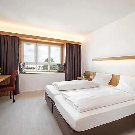 Snooze Holzkirchen (Miesbach)