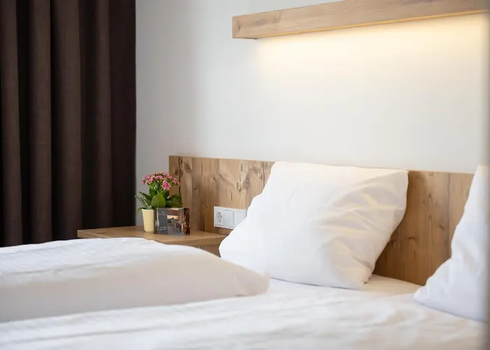 Hotel Snooze Holzkirchen (Miesbach)